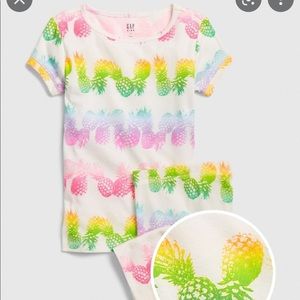 Gap Kids Pineapple pajama set